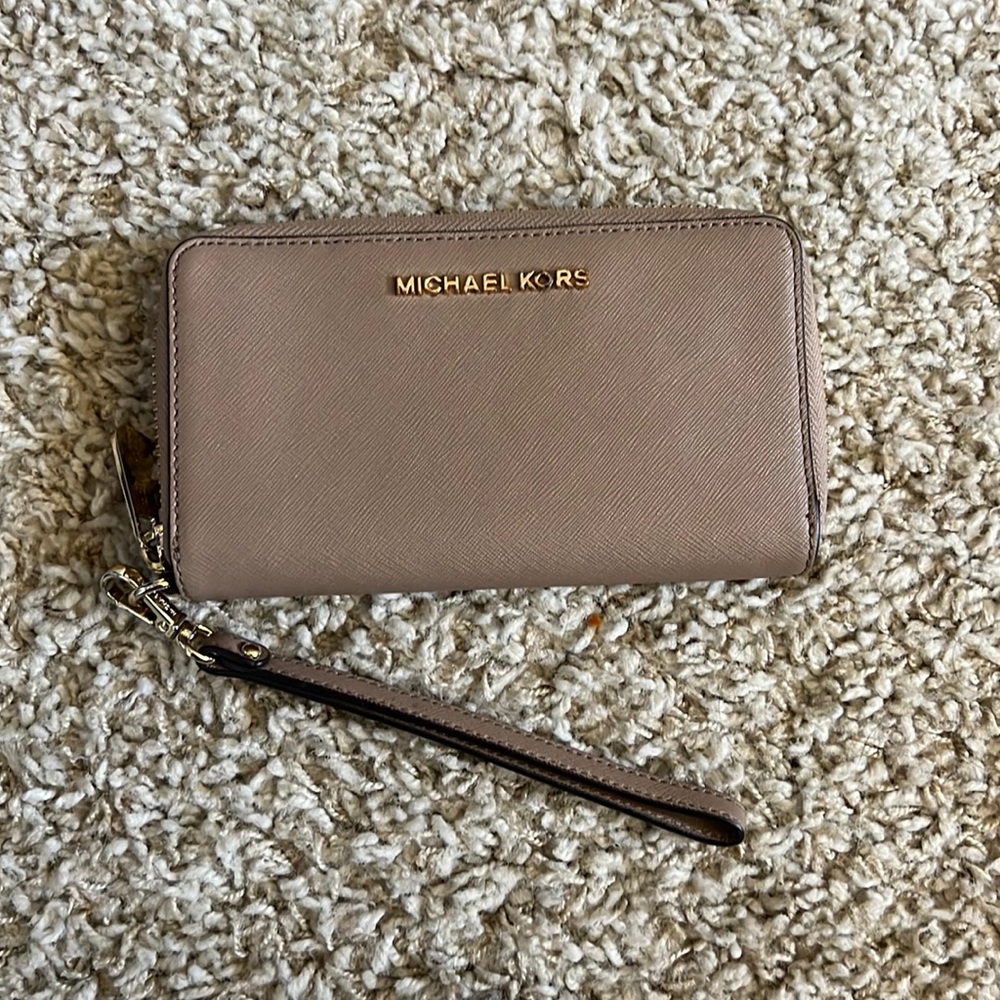 Michael Kors wallet